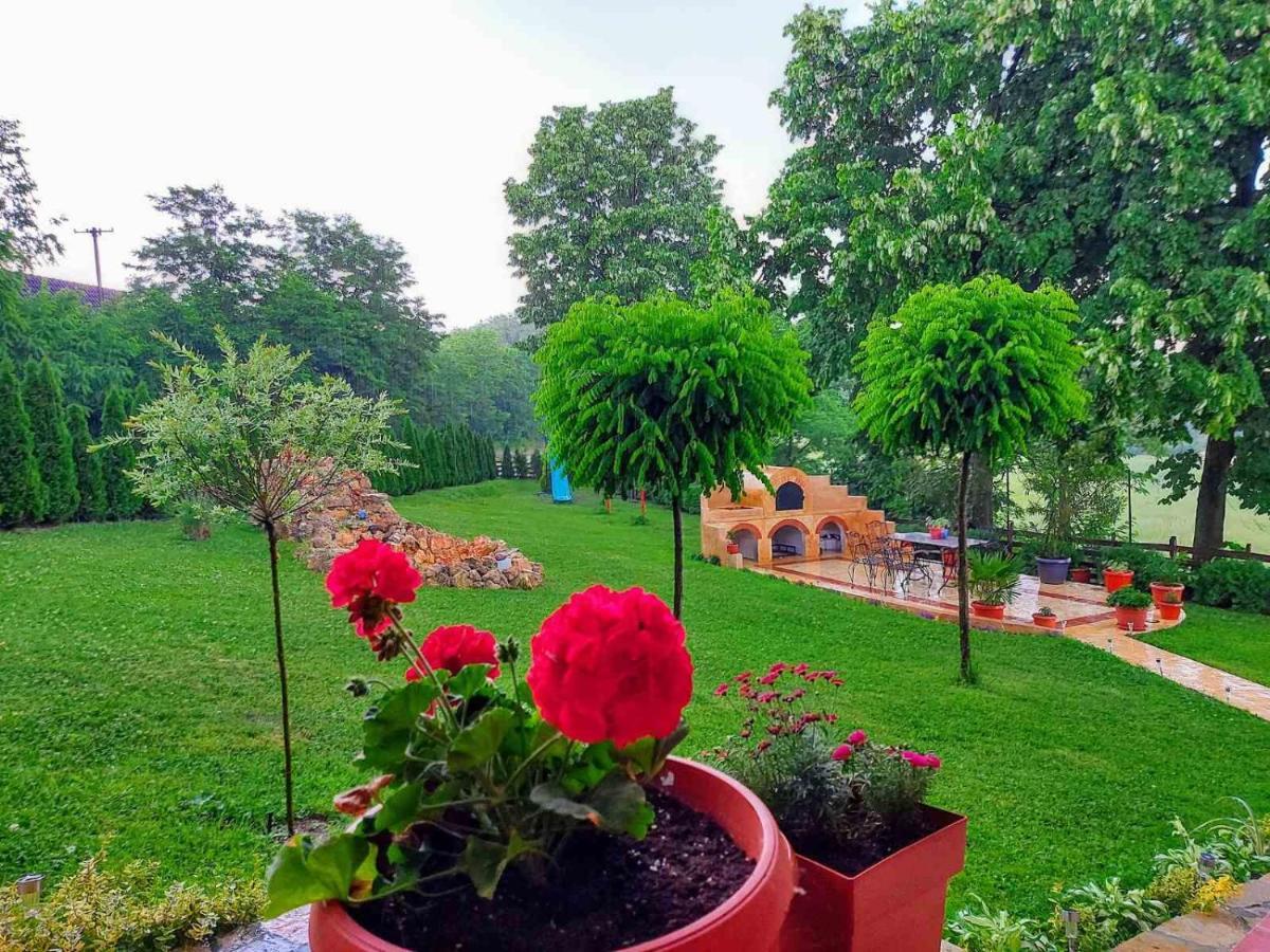 Kuca Za Uzivanje Valjevo Exterior photo